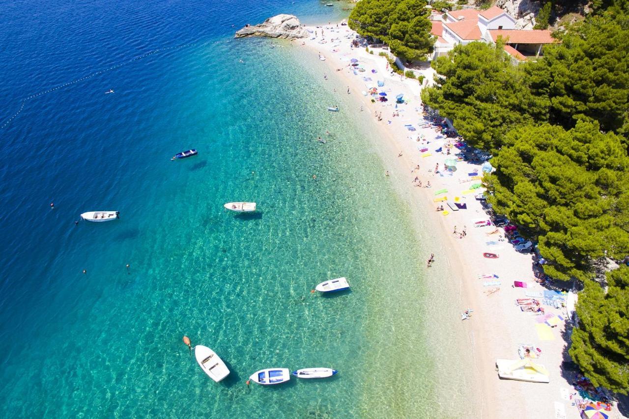 Apartments With A Parking Space Brela, Makarska - 11687 外观 照片