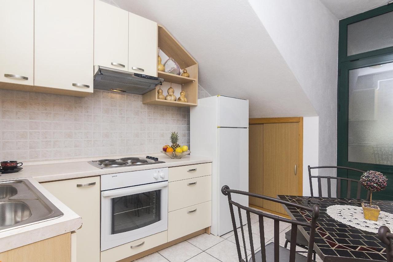 Apartments With A Parking Space Brela, Makarska - 11687 外观 照片